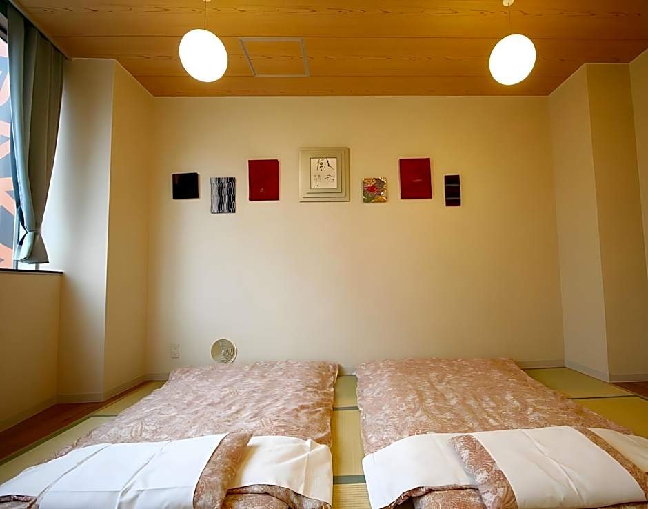 Osaka Guesthouse Nest