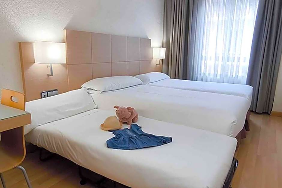 Hotel Condes De Haro