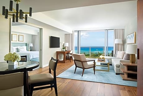 Grand One Bedroom Suite with Ocean View