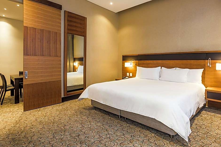 DoubleTree by Hilton Bogota - Parque 93