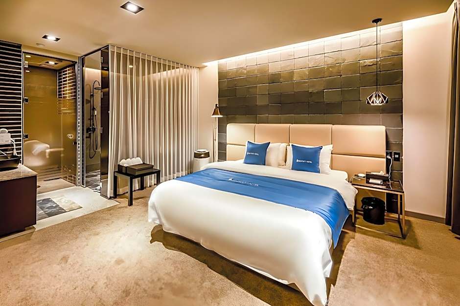 Chuncheon Hotel Bentley