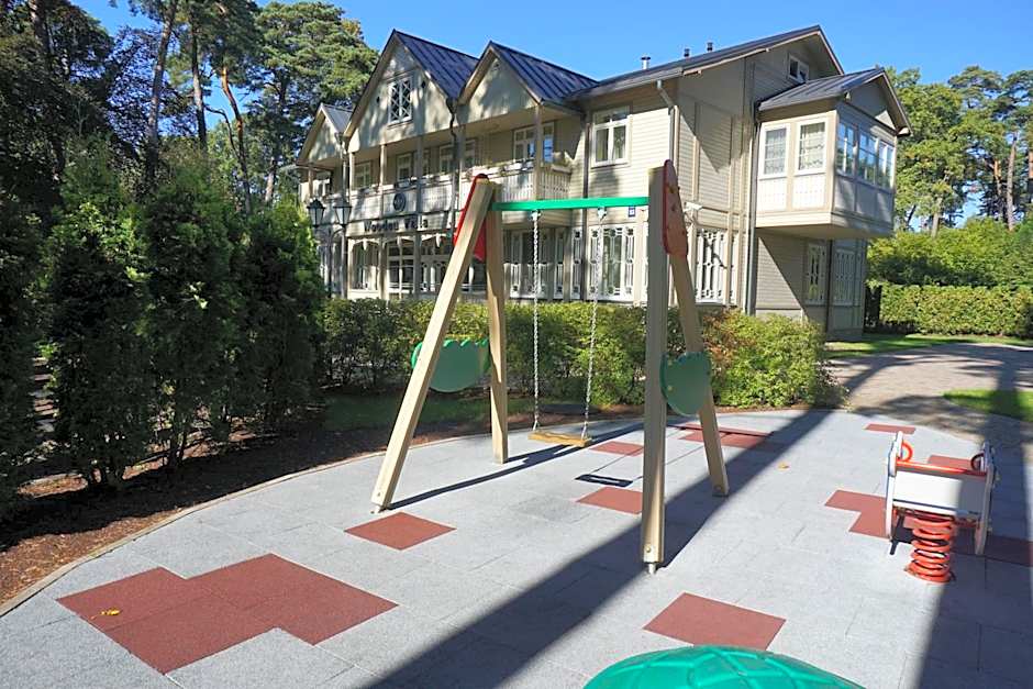 Wooden Villa APARTMENTS