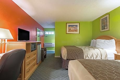 Double Room with Two Double Beds - Non-Smoking