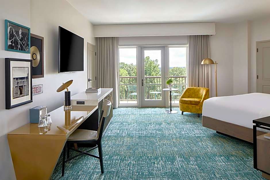 Renaissance Shoals Resort & Spa