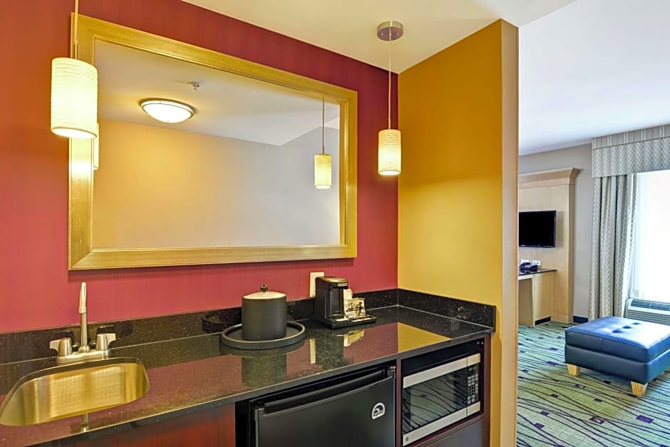 Hampton Inn By Hilton & Suites Raleigh Crabtree Valley