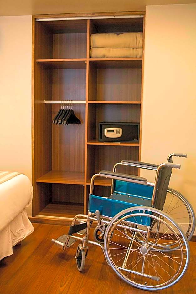 Hotel Bicentenario Suites & Spa