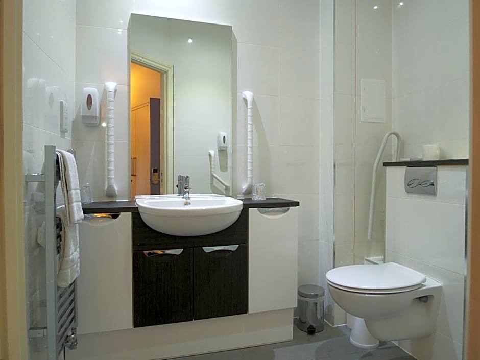 The Royal Foundation Of St Katharine Hotel