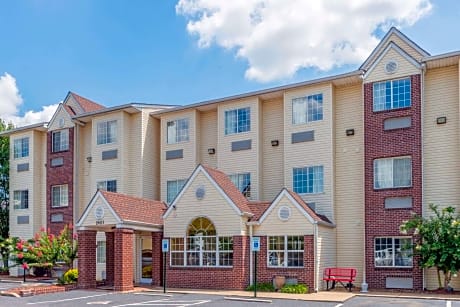 Microtel Inn and Suites by Wyndham - Cordova