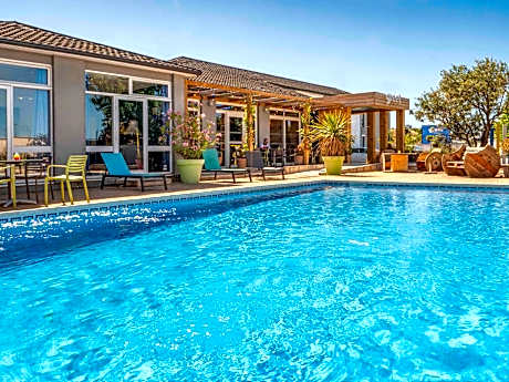 Greet Hotel Marseille Provence Aeroport