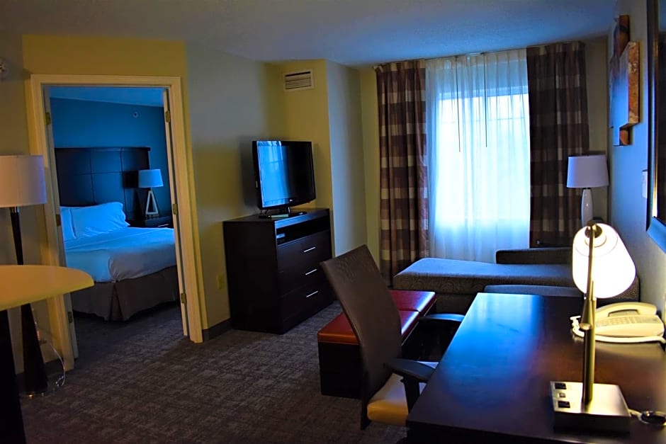 Staybridge Suites Cranbury - South Brunswick