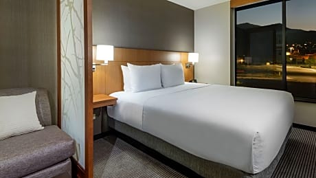 King Room with Sofa Bed - High Floor