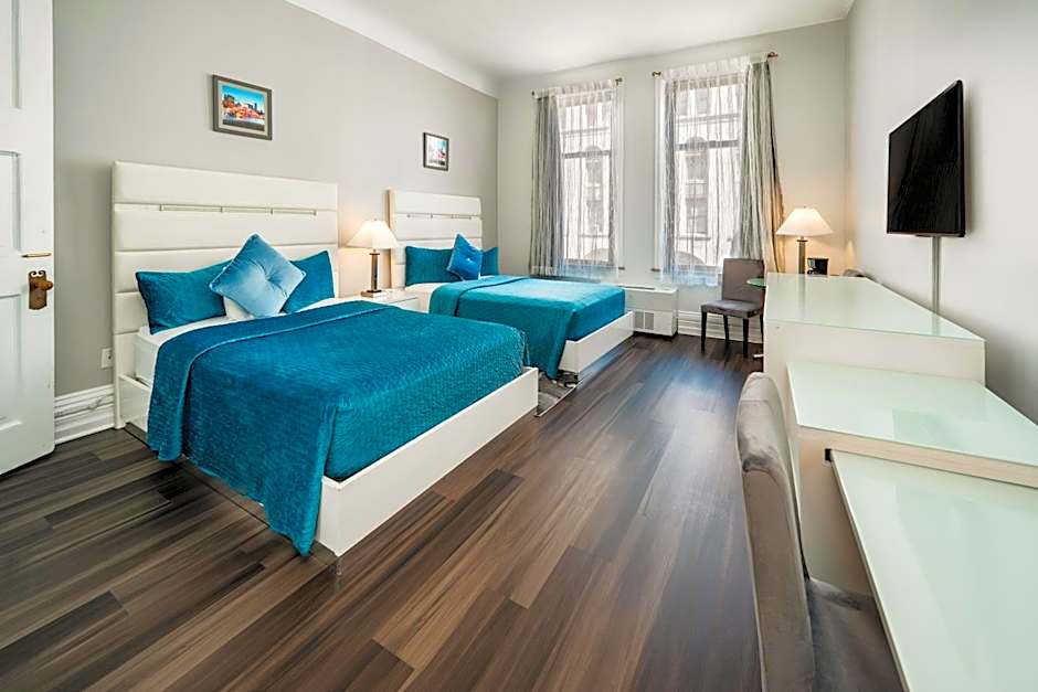 Photo 1 of 4 of 2 Double Beds
