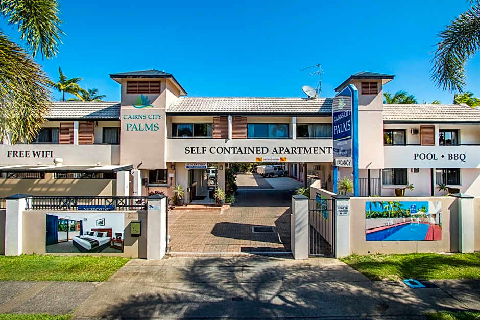 Cairns City Palms