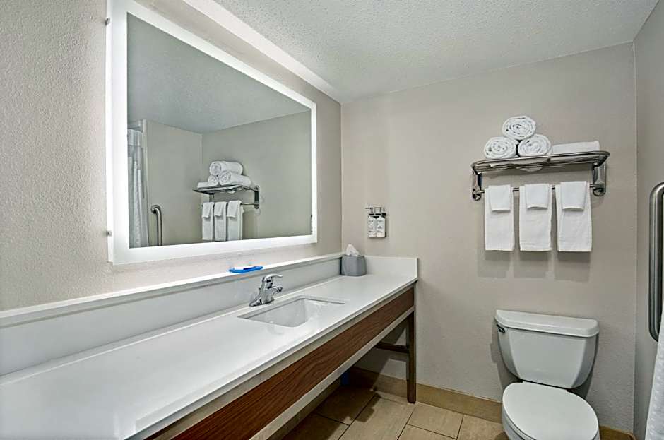 Holiday Inn Express Hotel And Suites Kings Mountain By IHG