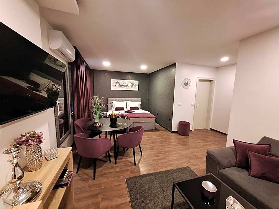 Arcobaleno Apartments & Rooms