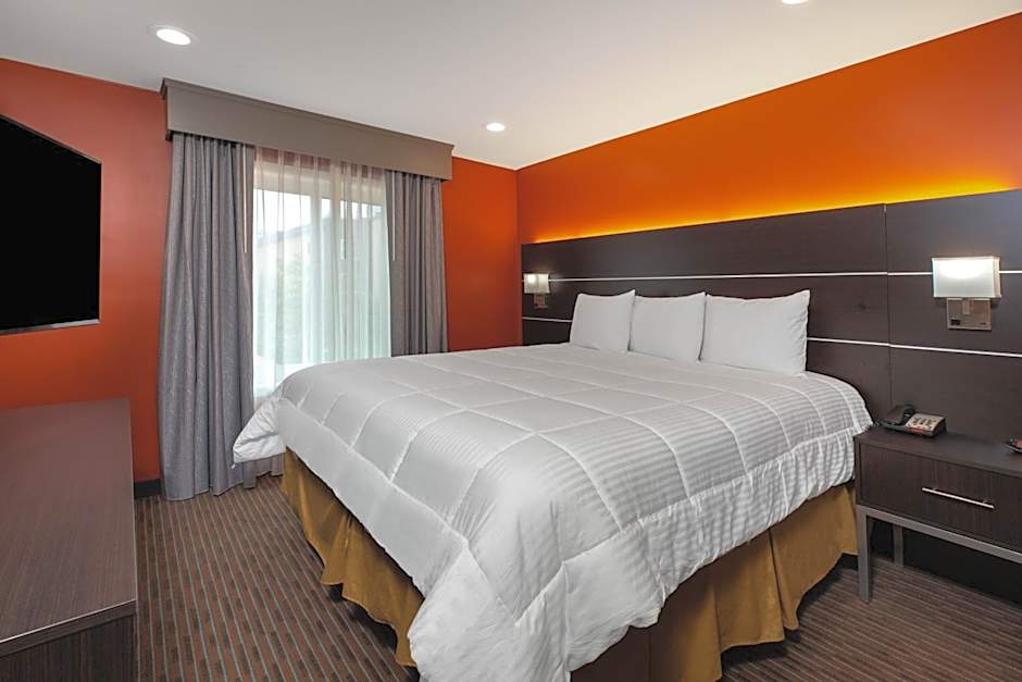 Hotel Vinea, a Travelodge by Wyndham