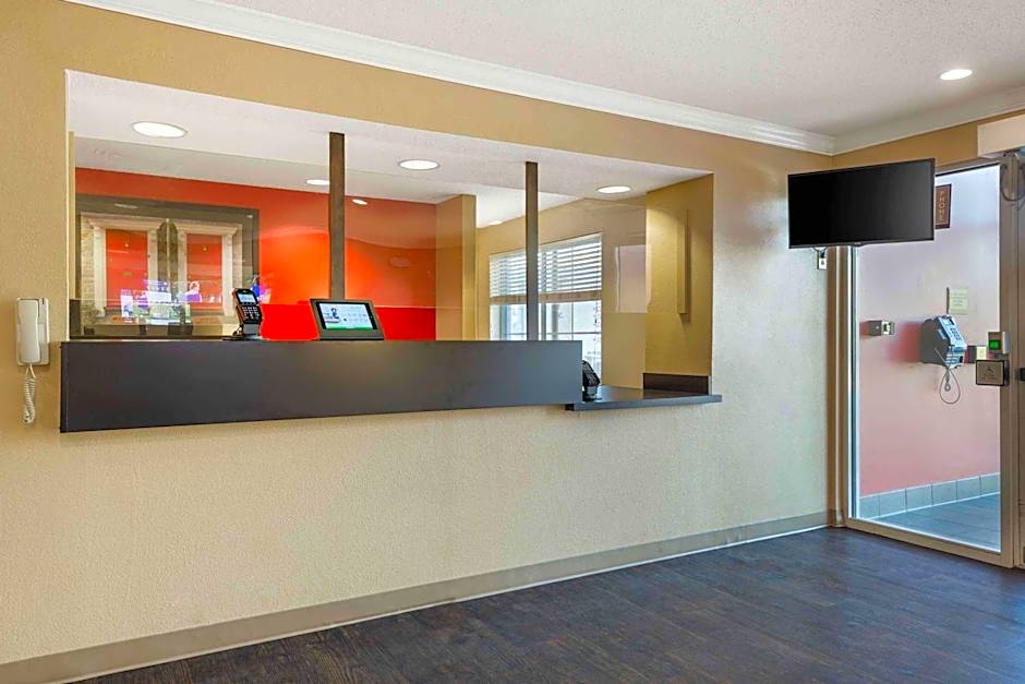 Extended Stay America Suites - Hartford - Farmington