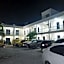 Hotel & Hostal 230