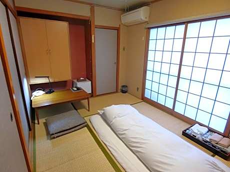 Economy Double or Twin Room