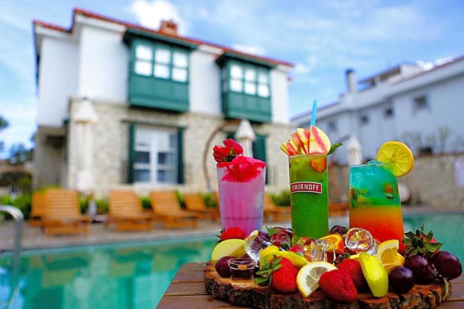 Alacati Boreas Hotel