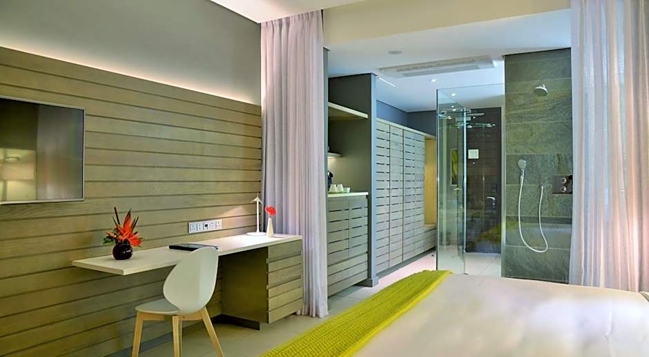 Eden Bleu Hotel