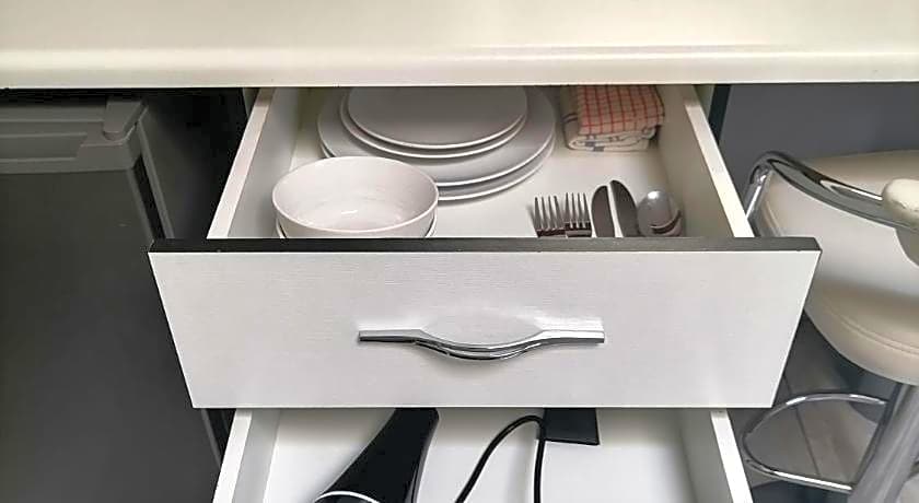 SILKEN TRAP GUEST HOUSE