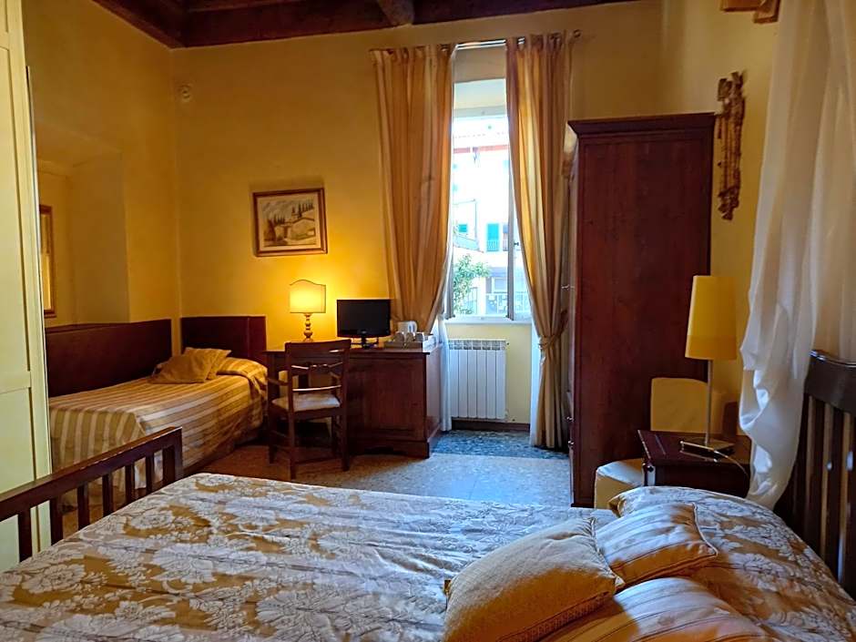 Hotel Tourist House