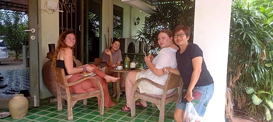 Plus Hostel Ayutthaya