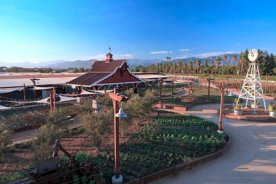 Sheraton Fairplex Suites & Conference Center