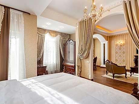 King Suite Room