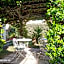 Gemma Di Gallura Charme B&B