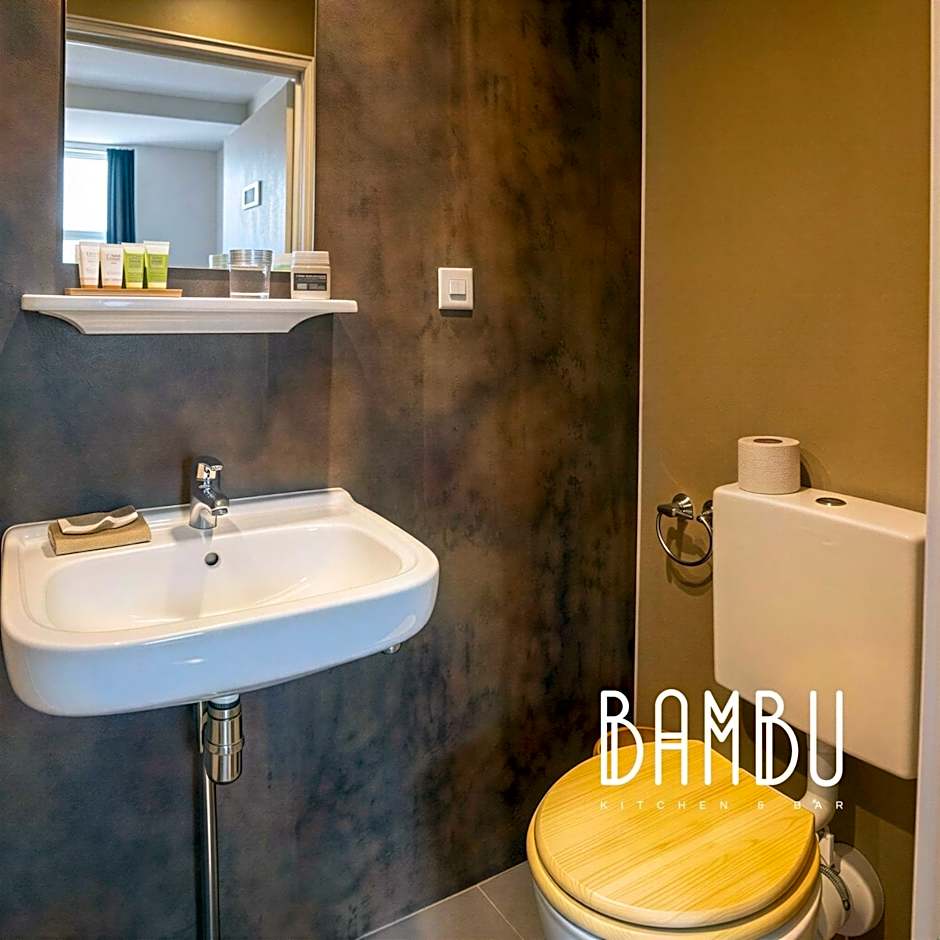 Bambu Kitchen & Bar - Hotel Restaurant