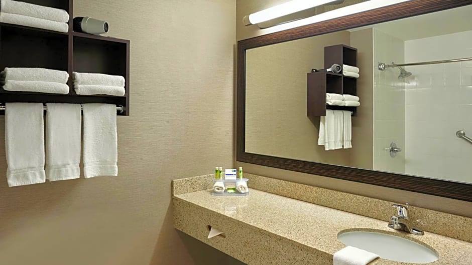 Holiday Inn Express Naples Downtown 5th Avenue By IHG