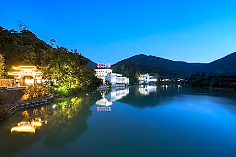 Guangdong Hot Spring Hotel
