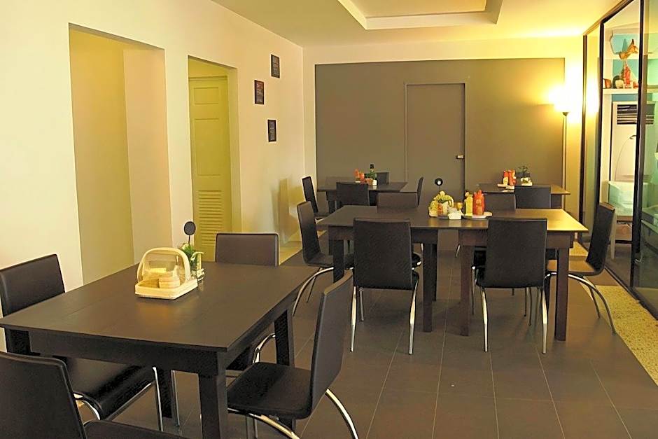 The Phoenix Hotel Bangkok