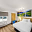 Days Inn & Suites by Wyndham Rochester South