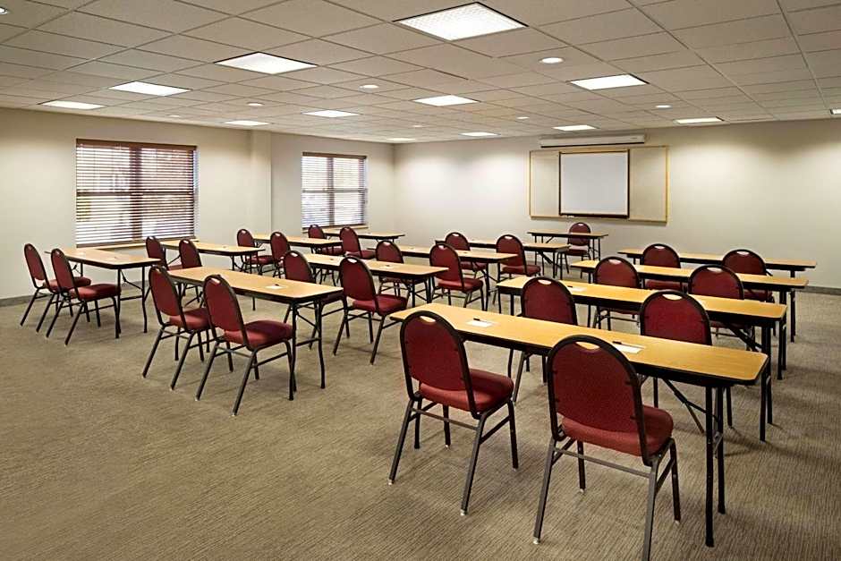 Country Inn & Suites by Radisson, Louisville East, KY