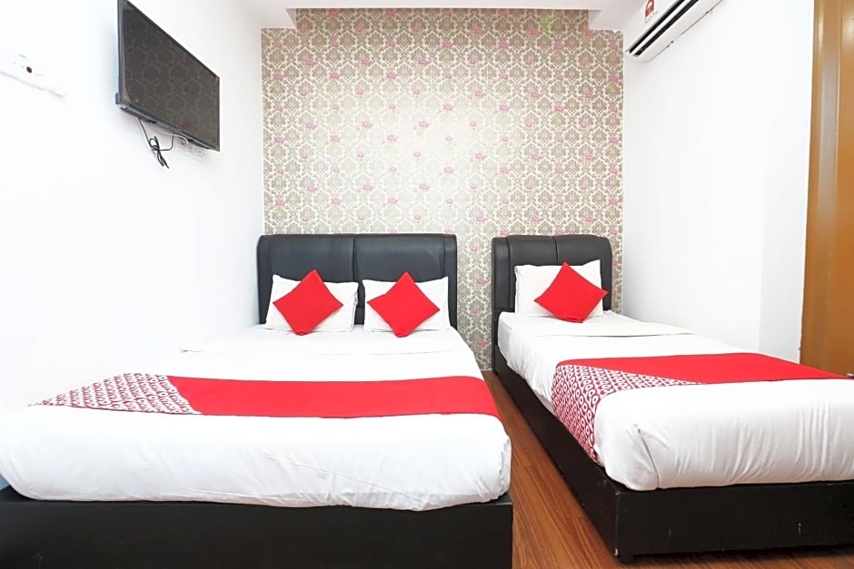 OYO 717 Mr J Hotel Wakaf Che Yeh 2