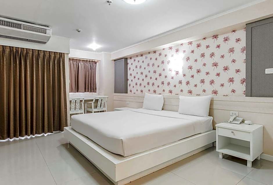 Convenient Park Bangkok Hotel