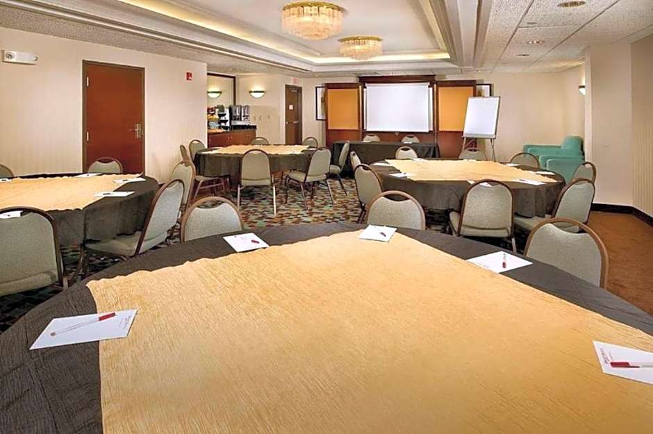 Hotel Lotus Stadium