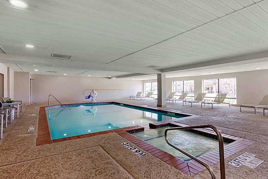 Comfort Inn Sherman - Denison Area