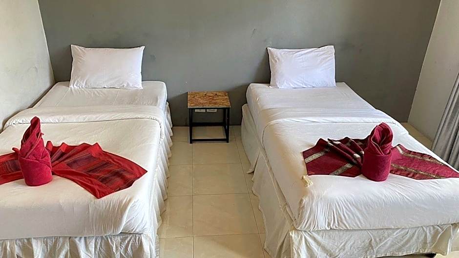 Laem Din Hotel