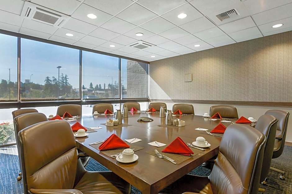 Best Western Plus University Inn