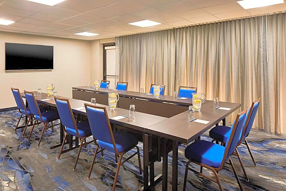 Fairfield Inn & Suites by Marriott Albany Airport
