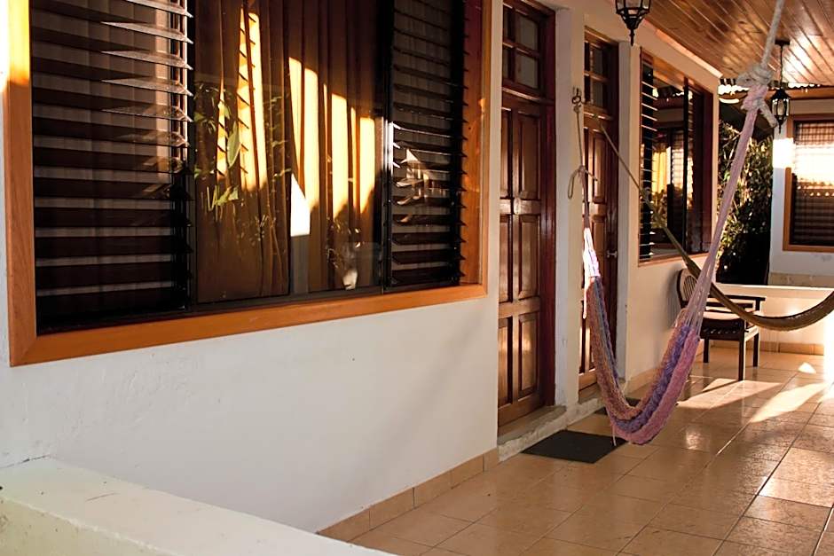 Hotel Jaguar Inn Tikal