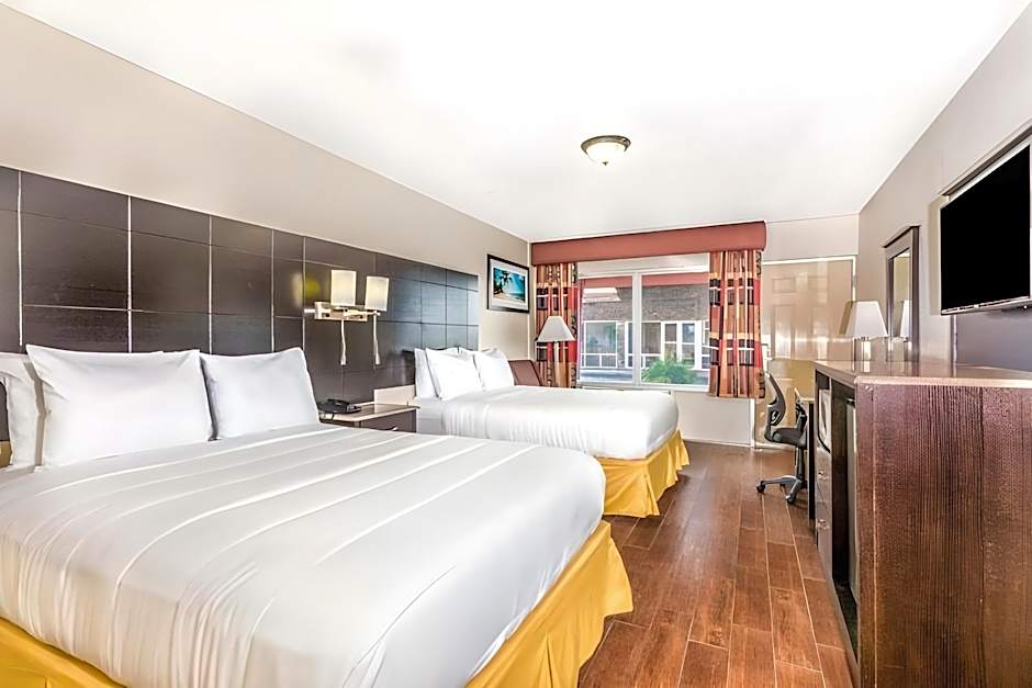 Econo Lodge Inn & Suites Florida City