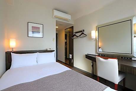 Single Room - Non-Smoking