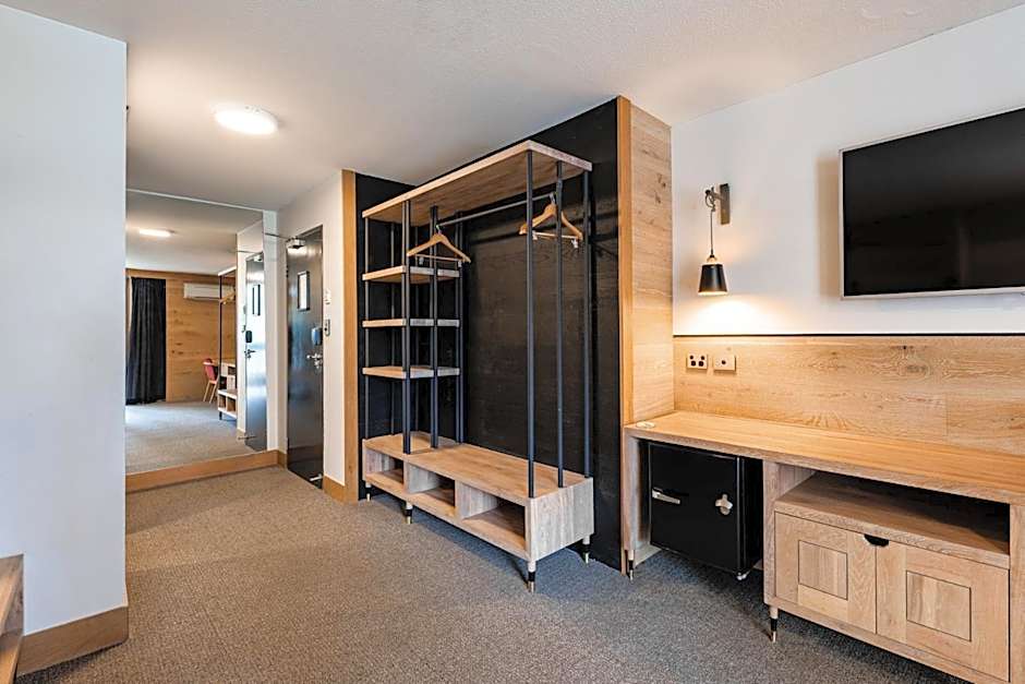 Bunk Surfers Paradise 18-35 Backpacker Hostel