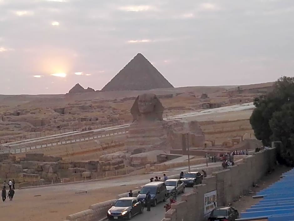 Atlantis Pyramids Inn