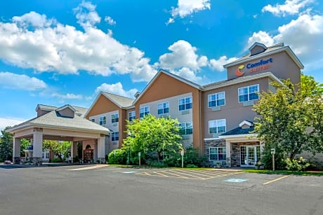 Comfort Suites
